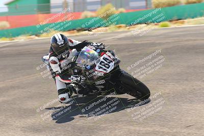 media/Jun-05-2022-WERA (Sun) [[64b01df28d]]/Race 13 senior superbike/